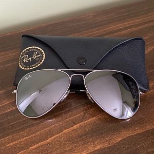 Ray-Ban Aviator Polarized Sunglasses